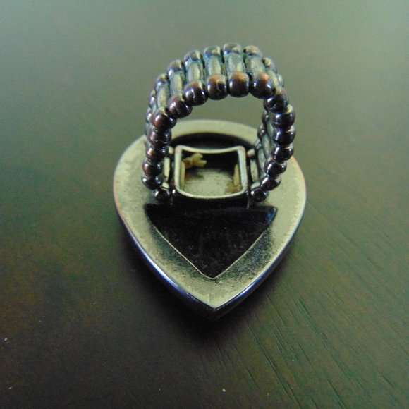 Costume Jewelry- heart ring-black - Picture 6 of 12